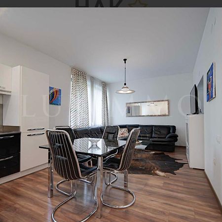 A Lovely 2 Bedroom Apartment In The Heart Of Sofía Exterior foto