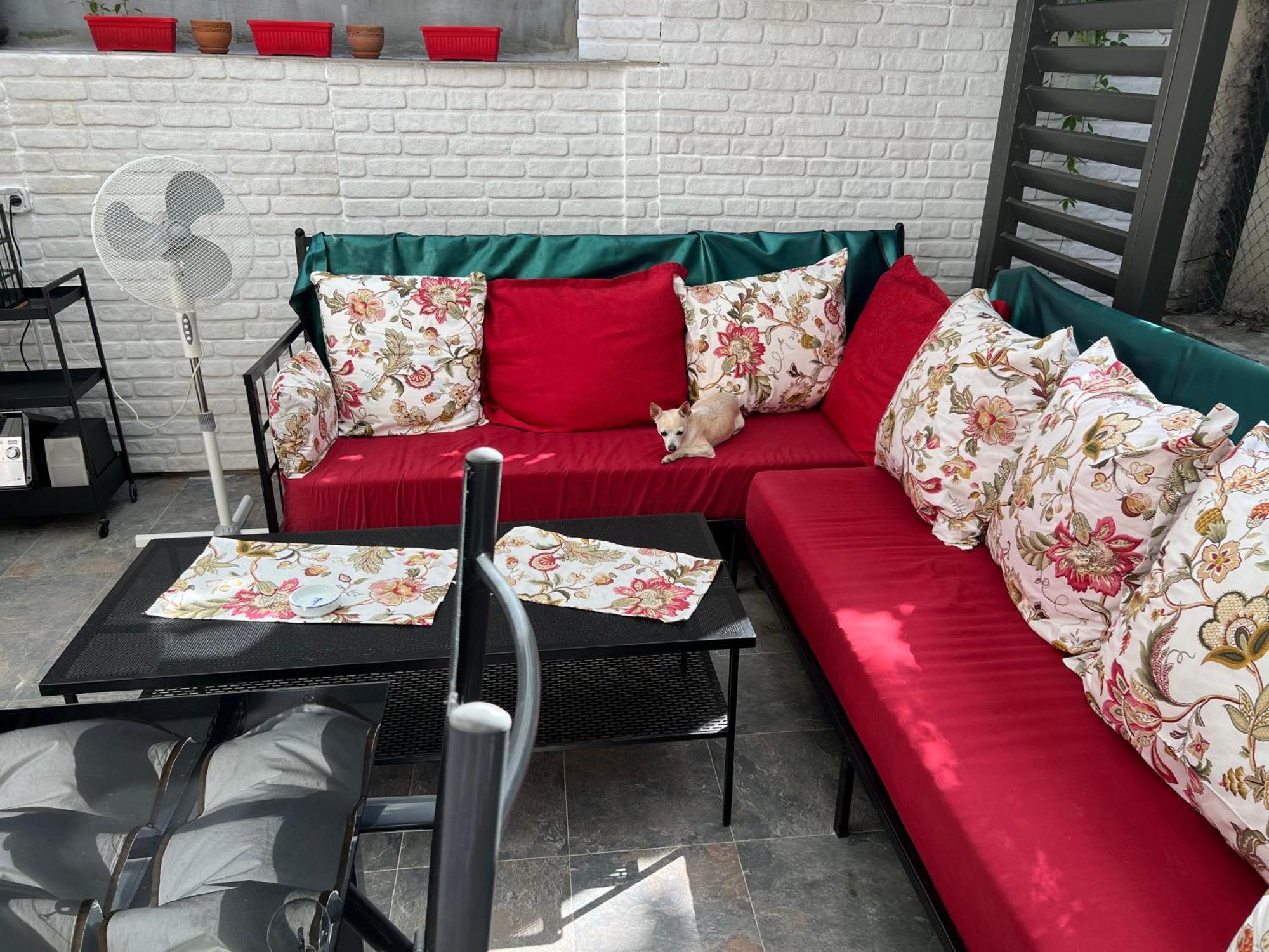 A Lovely 2 Bedroom Apartment In The Heart Of Sofía Exterior foto